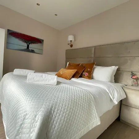 Oneluxstay Near Apartment Antwerp
